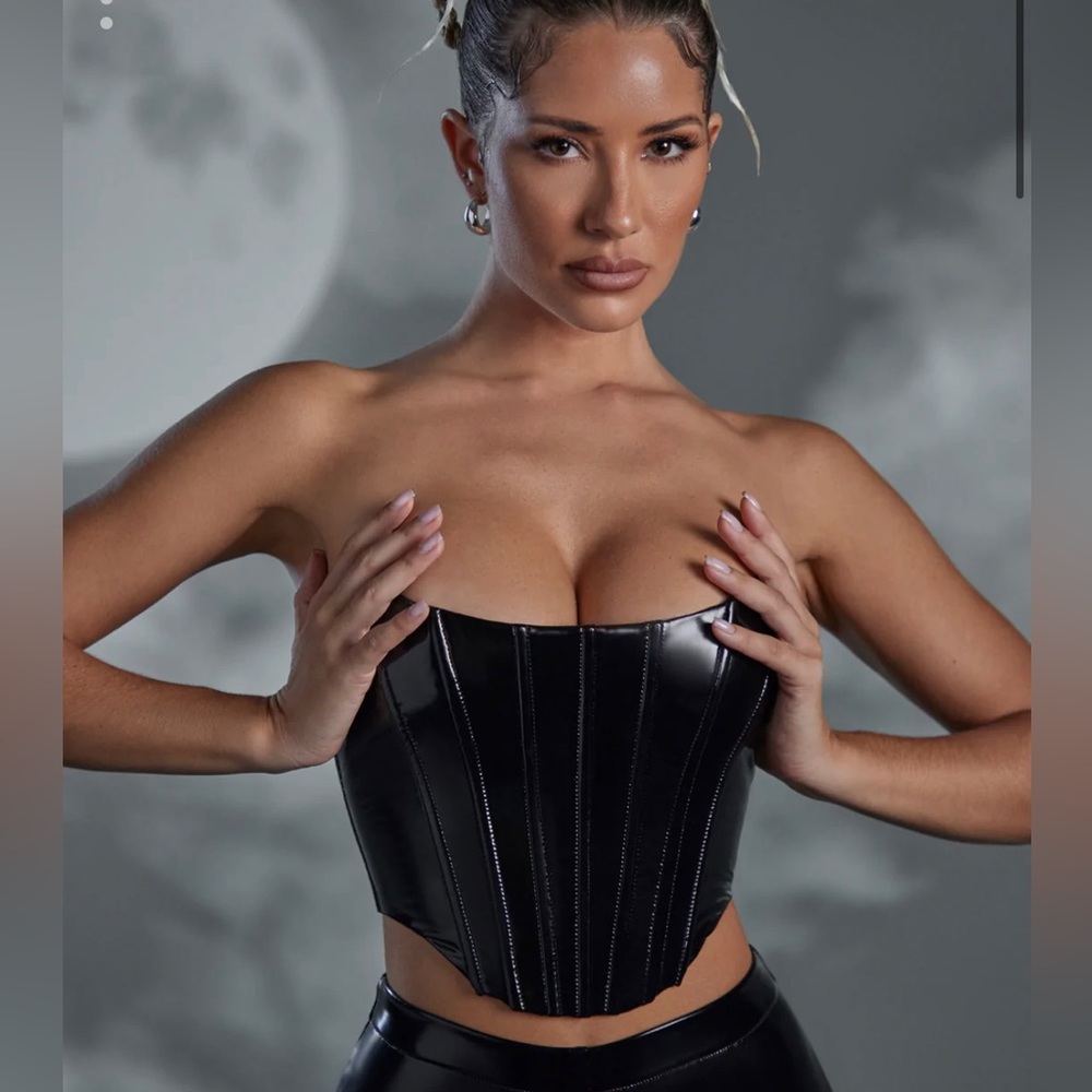 OhPolly | Vinyl Black Corset 🖤